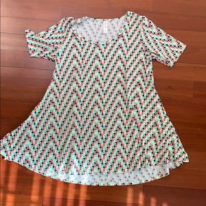 LuLaRoe XS Perfect Tee Print